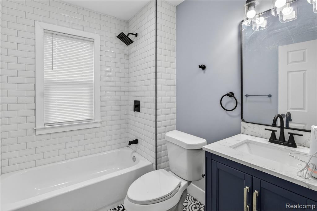 14112 MANSFIELD, Detroit, MI 48227 — Photo 33