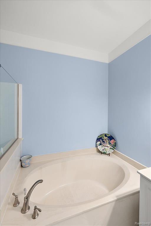 833 GARNET Court, Rochester, MI 48306 — Photo 38