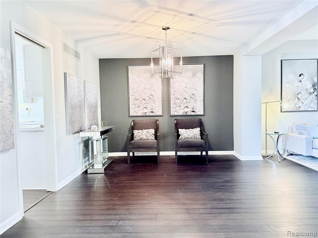 7288 Simsbury Dr. Drive, 24, West Bloomfield, MI — Photo 9