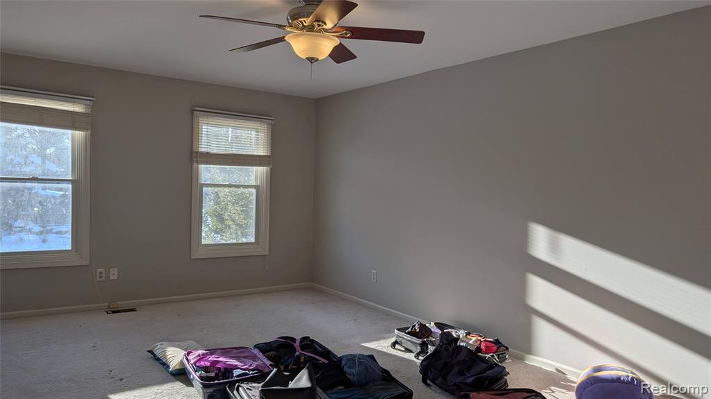 4912 OAK RIVER Drive, Troy, MI 48098 — Photo 25
