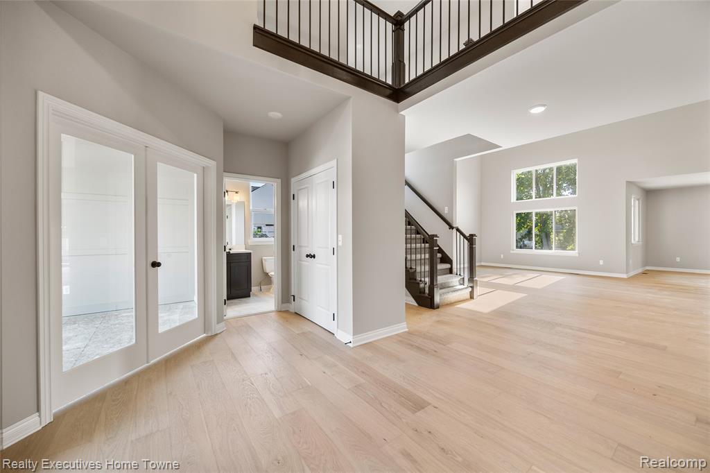 50733 MISTWOOD Drive, Macomb, MI 48042 — Photo 12