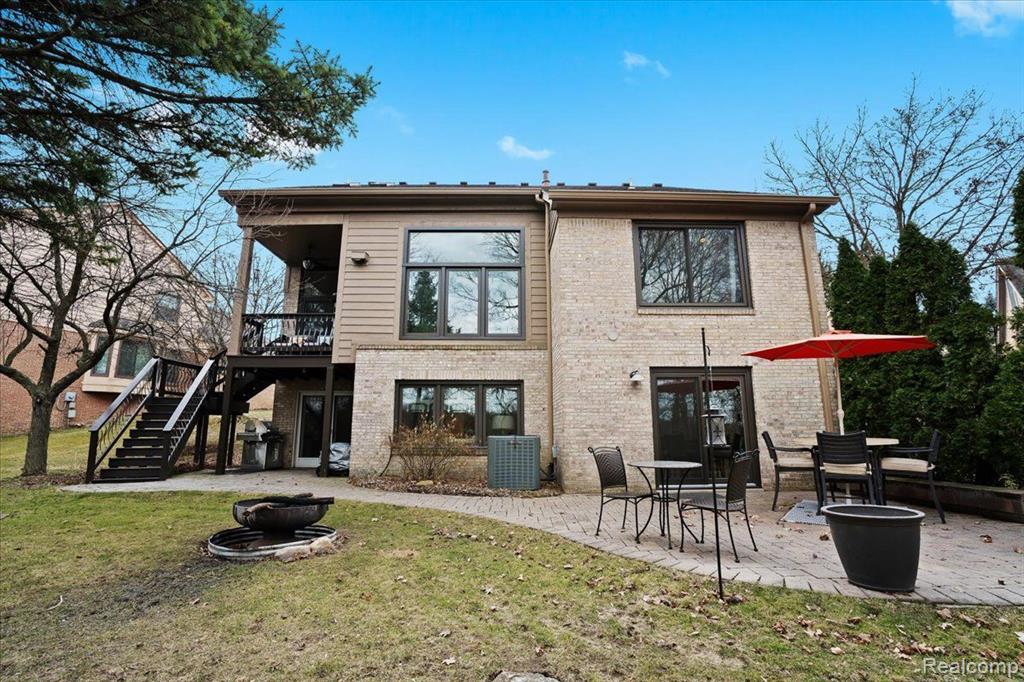 42586 WATERFORD Road, Northville, MI 48168 — Photo 41