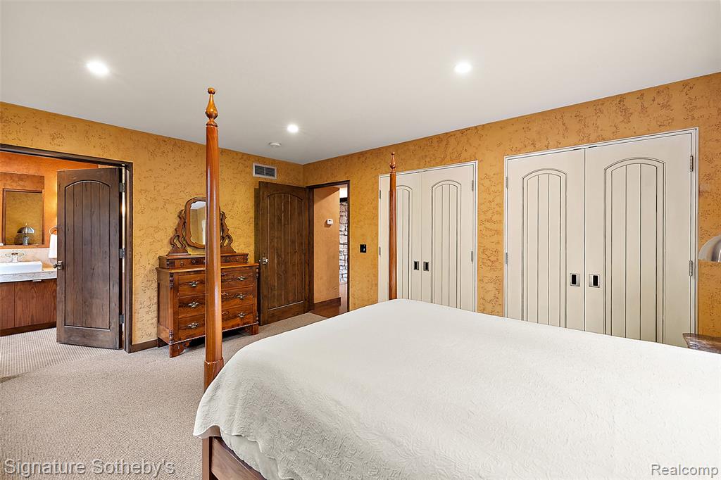 7357 LINDENMERE Drive, Bloomfield Hills, MI 48301 — Photo 42