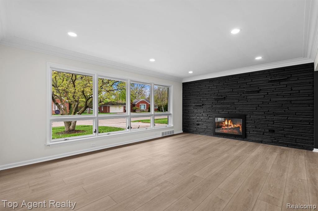 19771 Old Homestead Drive, Harper Woods, MI 48225 — Photo 11