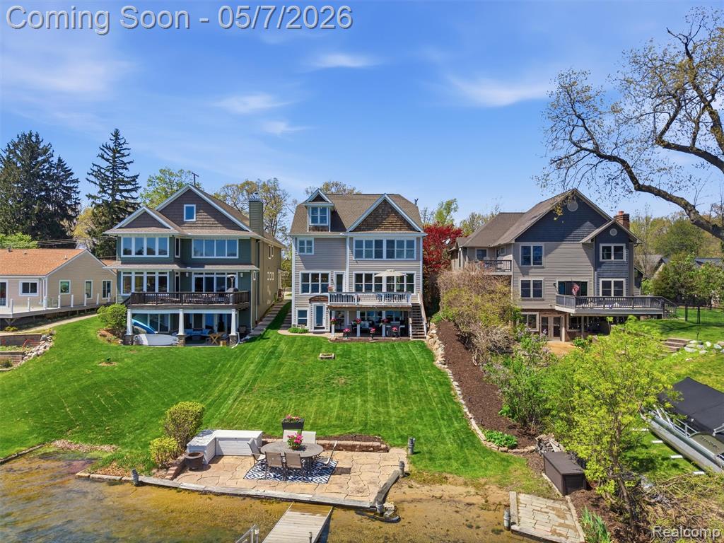 13435 Lake Shore Drive, Fenton, MI 48430 — Photo 36
