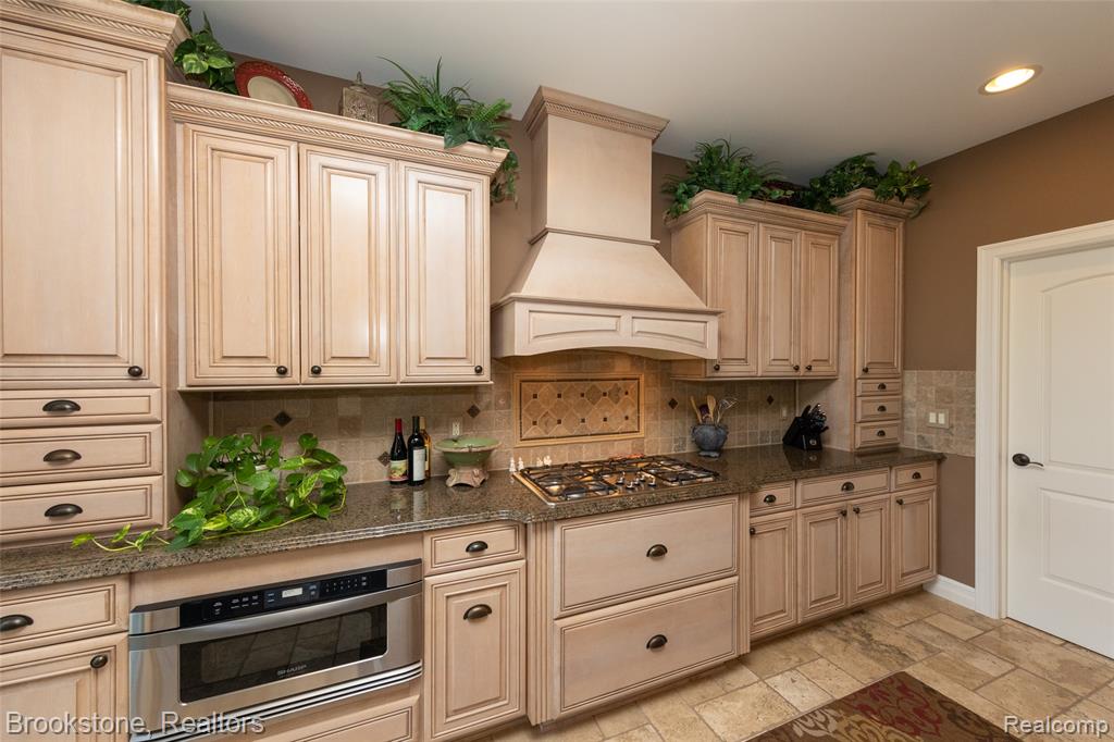 4628 COASTAL PKWY, White Lake, MI — Photo 29