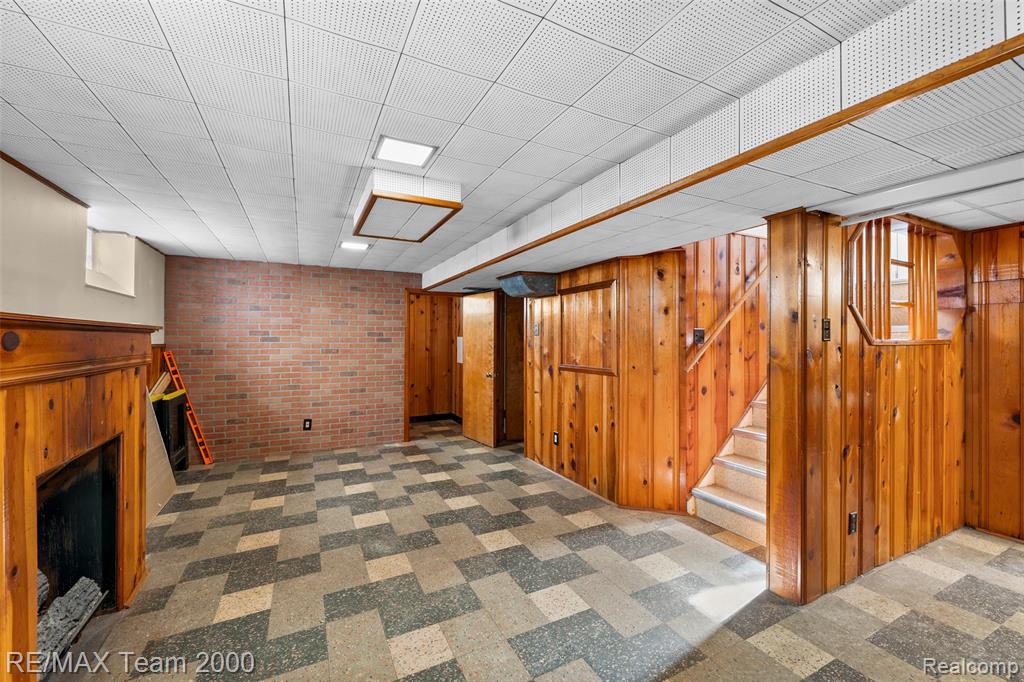 7555 Mayfair Street, Taylor, MI 48180 — Photo 24