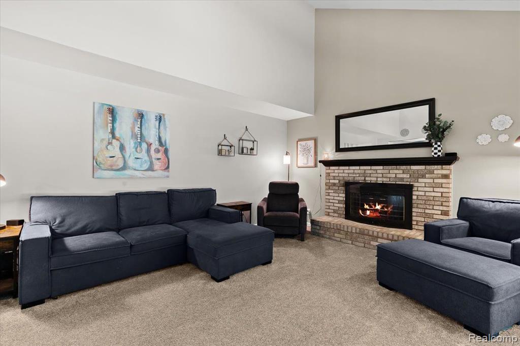 7050 Fox Chase Lane, Westland, MI — Photo 13