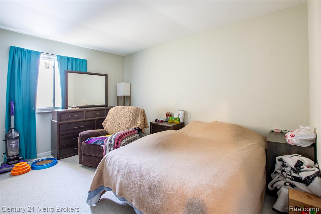 6101 Belsay Road, Grand Blanc, MI 48439 — Photo 10