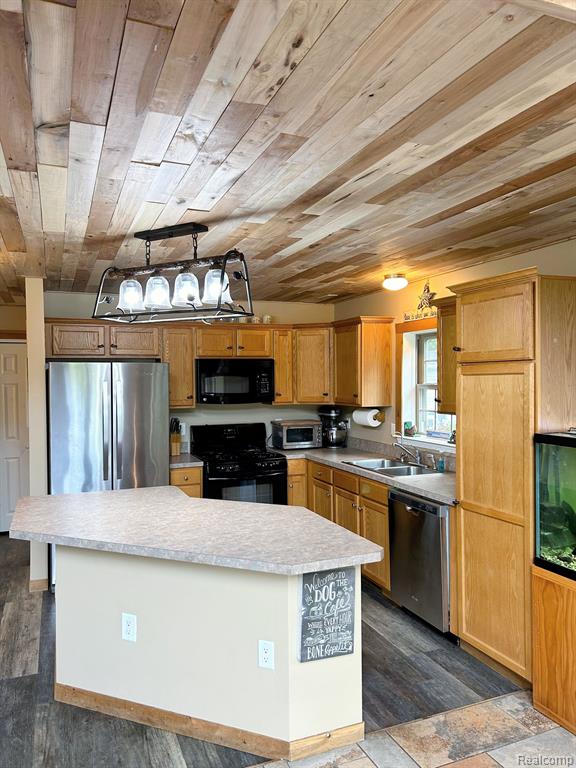 9020 PEPPER Lane, Onondaga, MI 49264 — Photo 22