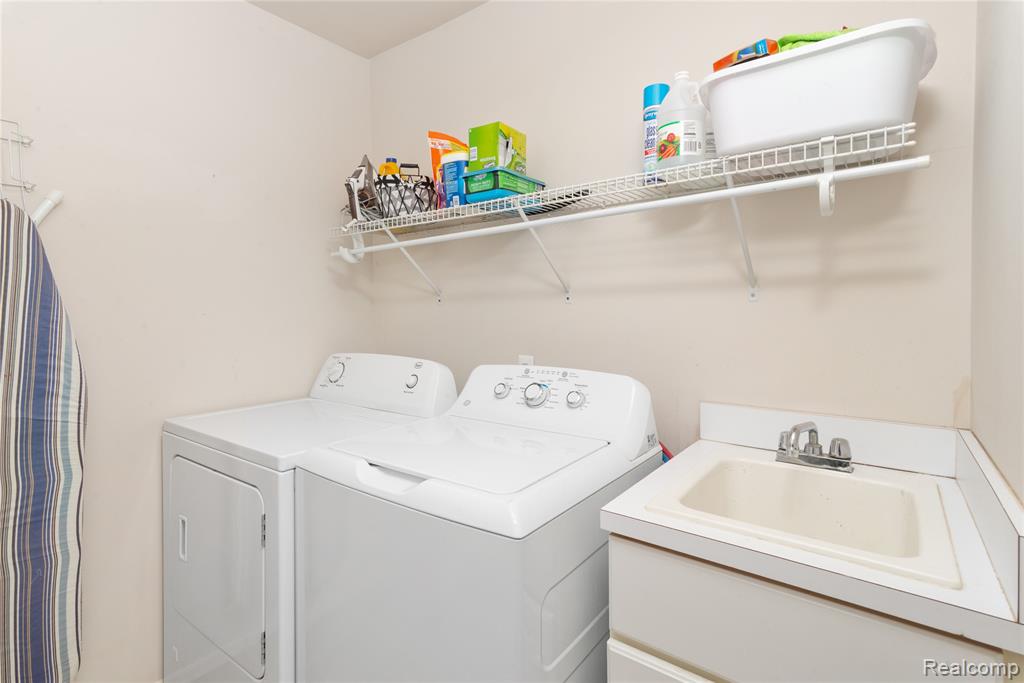 53821 Blakely Court, New Baltimore, MI 48047 — Photo 17