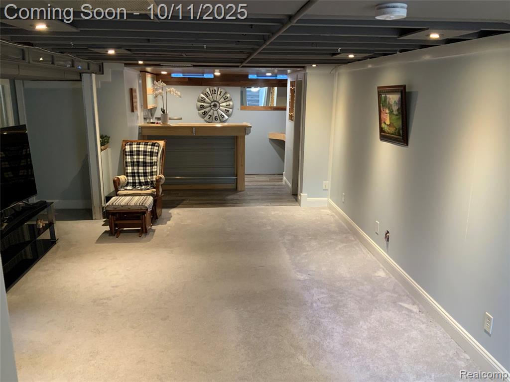 9130 E Bassett Court, Livonia, MI 48150 — Photo 57