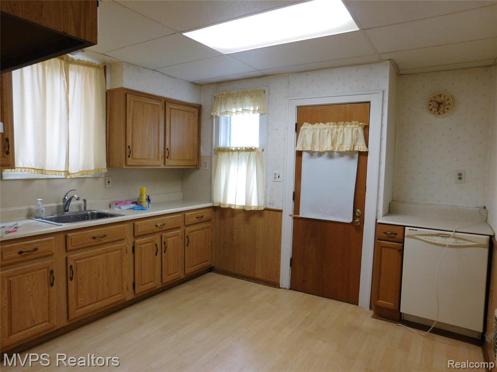 3761 Taylor Street, Detroit, MI 48206 — Photo 4