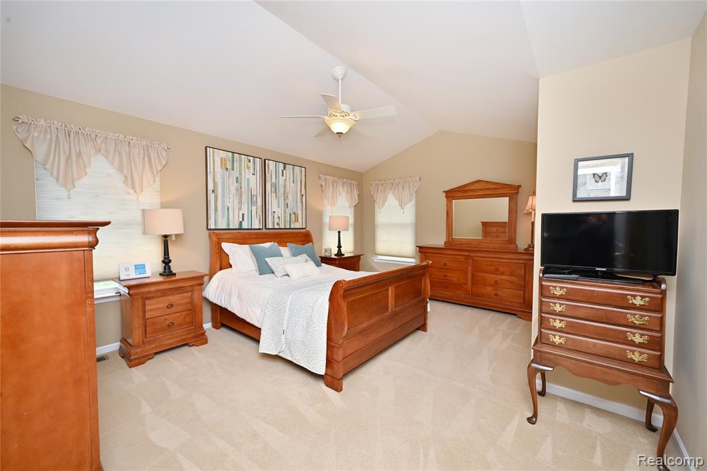 57813 Cider Mill Drive, New Hudson, MI 48165 — Photo 22