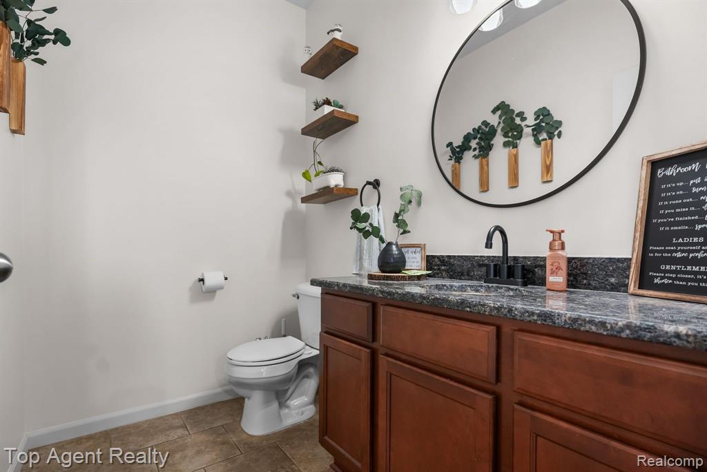 53501 MARY ANN Lane, New Baltimore, MI 48047 — Photo 28