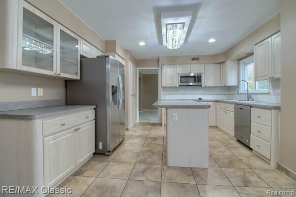 6564 Alderley Way Court, West Bloomfield, MI — Photo 19