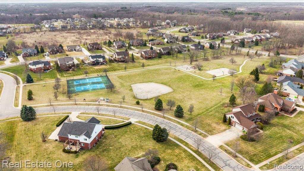 9305 Rotondo Drive, Howell, MI 48855 — Photo 4