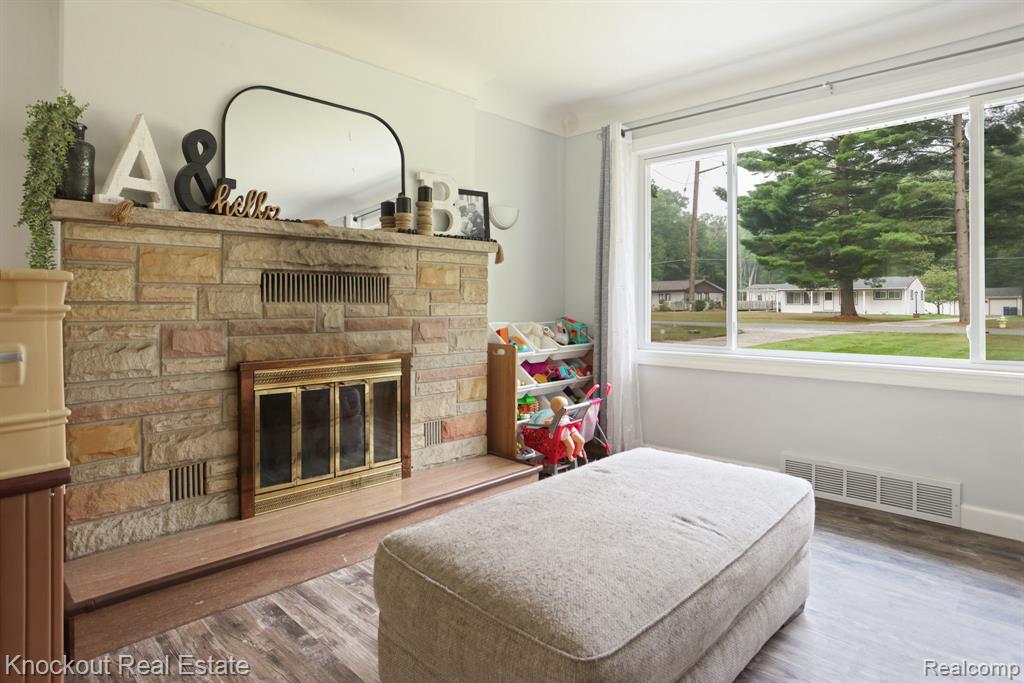 3321 S Airport Road, Bridgeport, MI 48722 — Photo 8