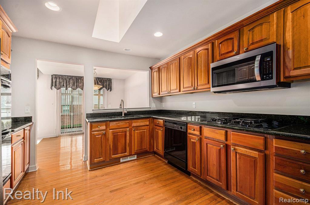 7110 TALNUCK, Clarkston, MI 48348 — Photo 5