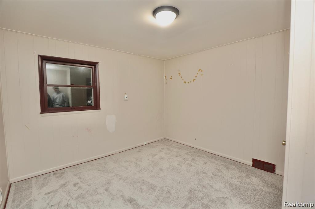 3044 Hanley Street, Hamtramck, MI 48212 — Photo 9