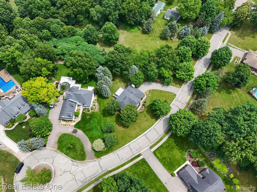 9610 Forest Ridge Drive, Clarkston, MI 48348 — Photo 68