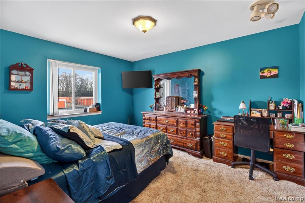1878 Colonial Village Way, 4, Waterford, MI 48328 — Photo 23