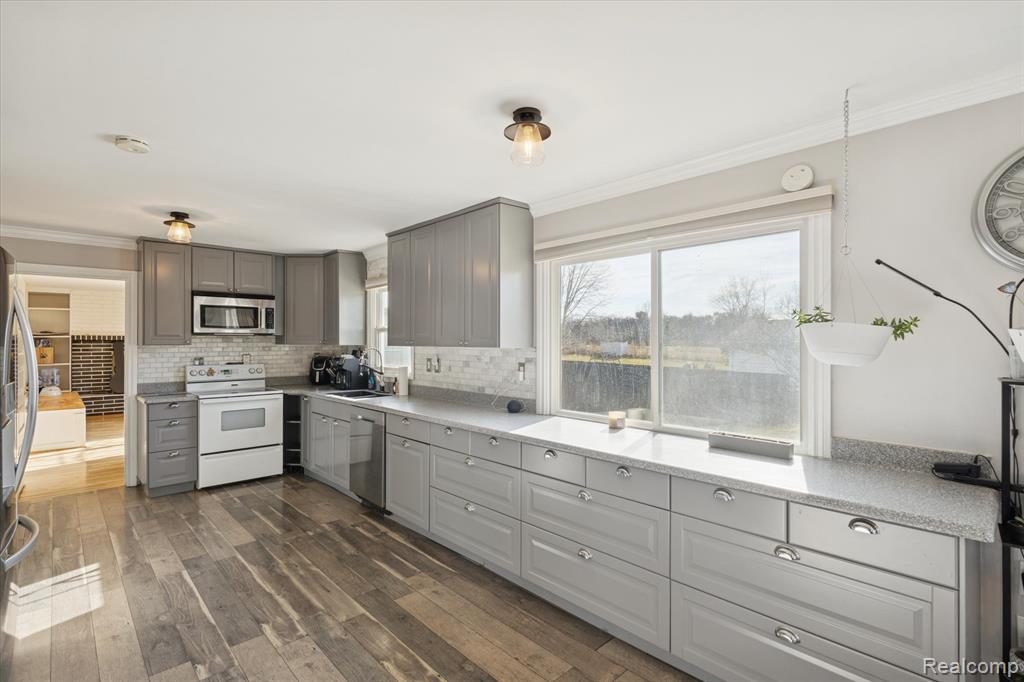 6024 E Holly Road E, Holly, MI 48442 — Photo 15
