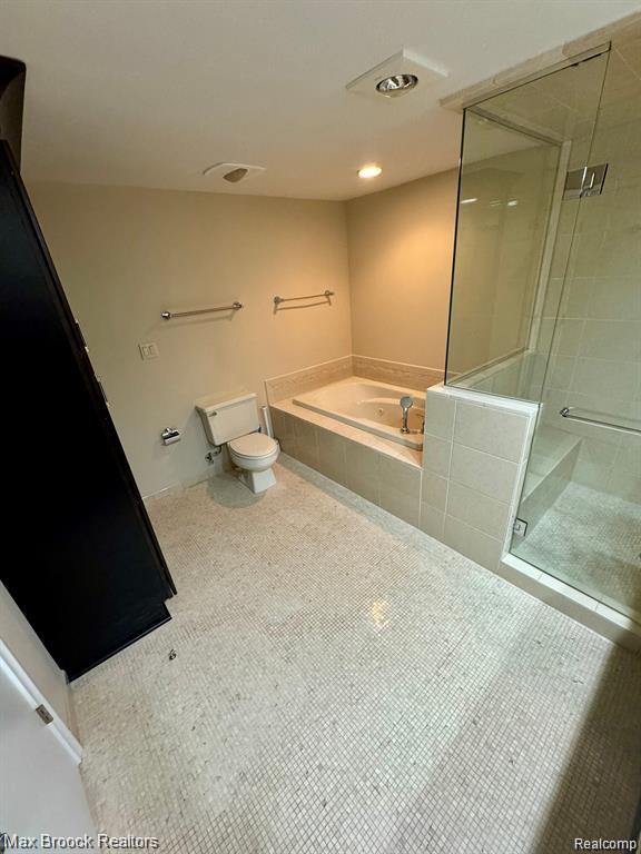 7146 PEBBLE PARK Drive, West Bloomfield, MI — Photo 25