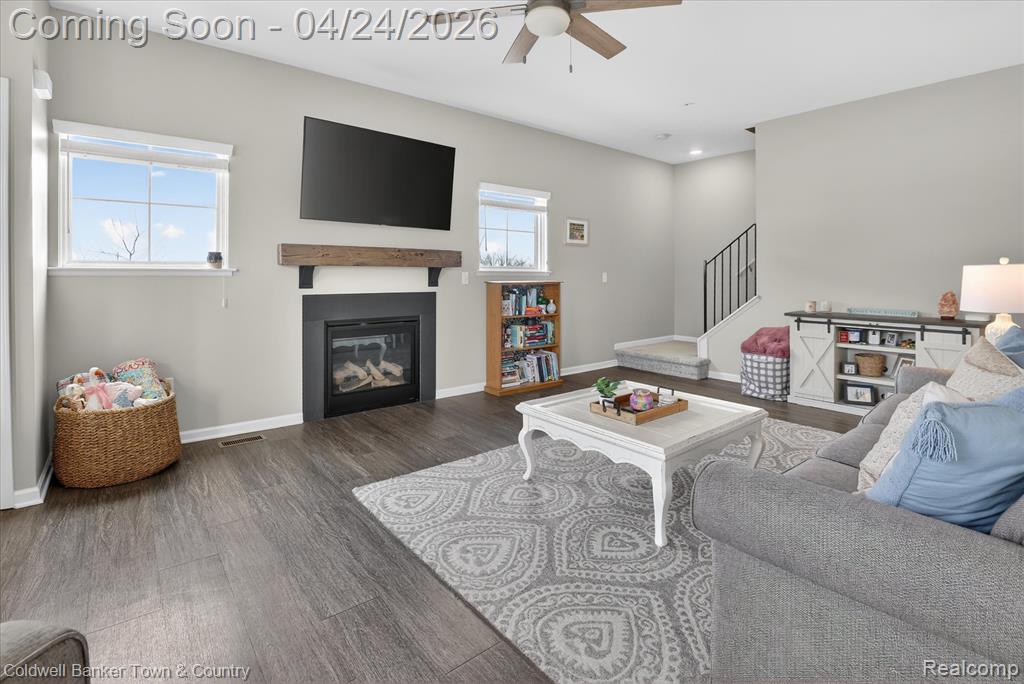 454 Maple Cove Circle, 19, Saline, MI 48176 — Photo 9