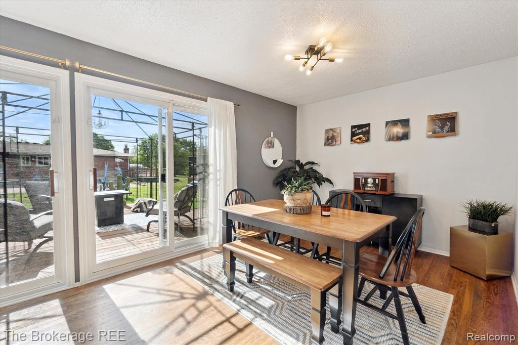 5394 KIMBERLY Drive, Grand Blanc, MI 48439 — Photo 11