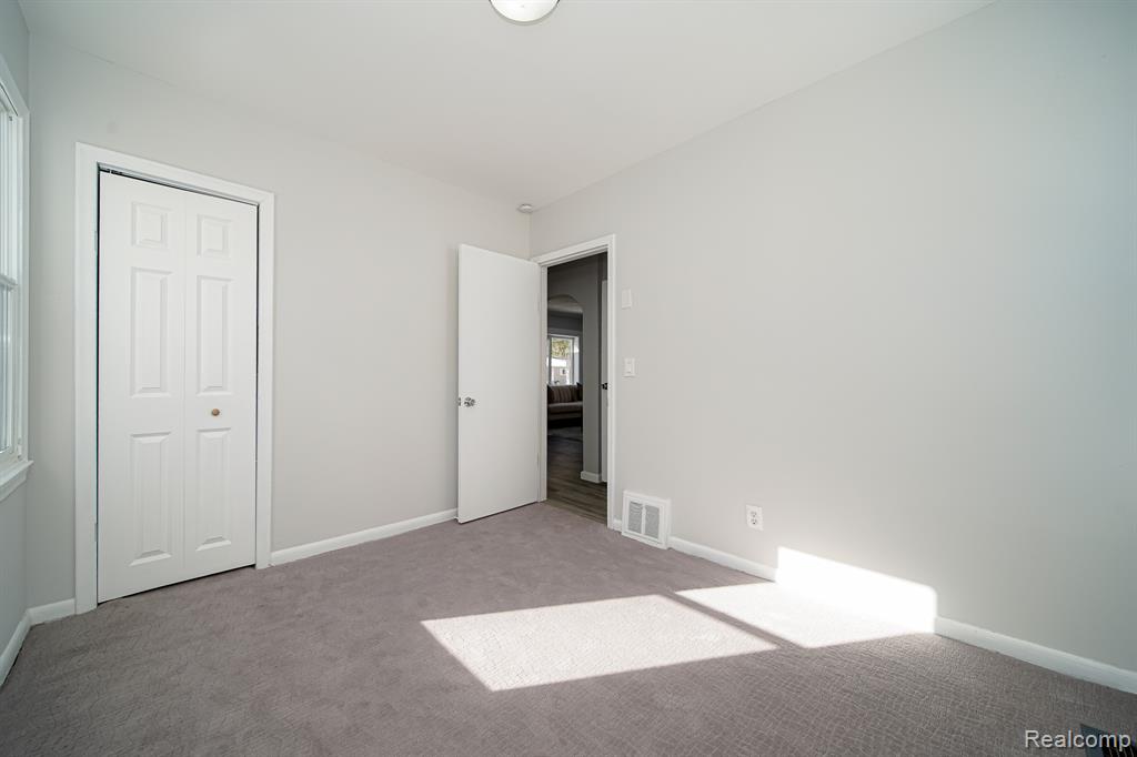 967 KEITH Street, Oxford, MI 48371 — Photo 52