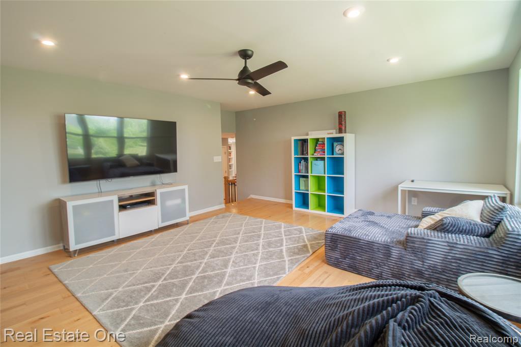 45204 Preserve Court, Novi, MI — Photo 32