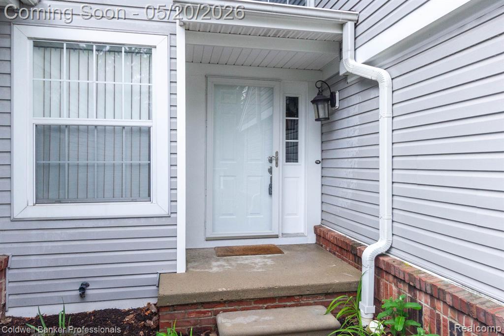 1093 Fairways Boulevard, Troy, MI 48085 — Photo 4