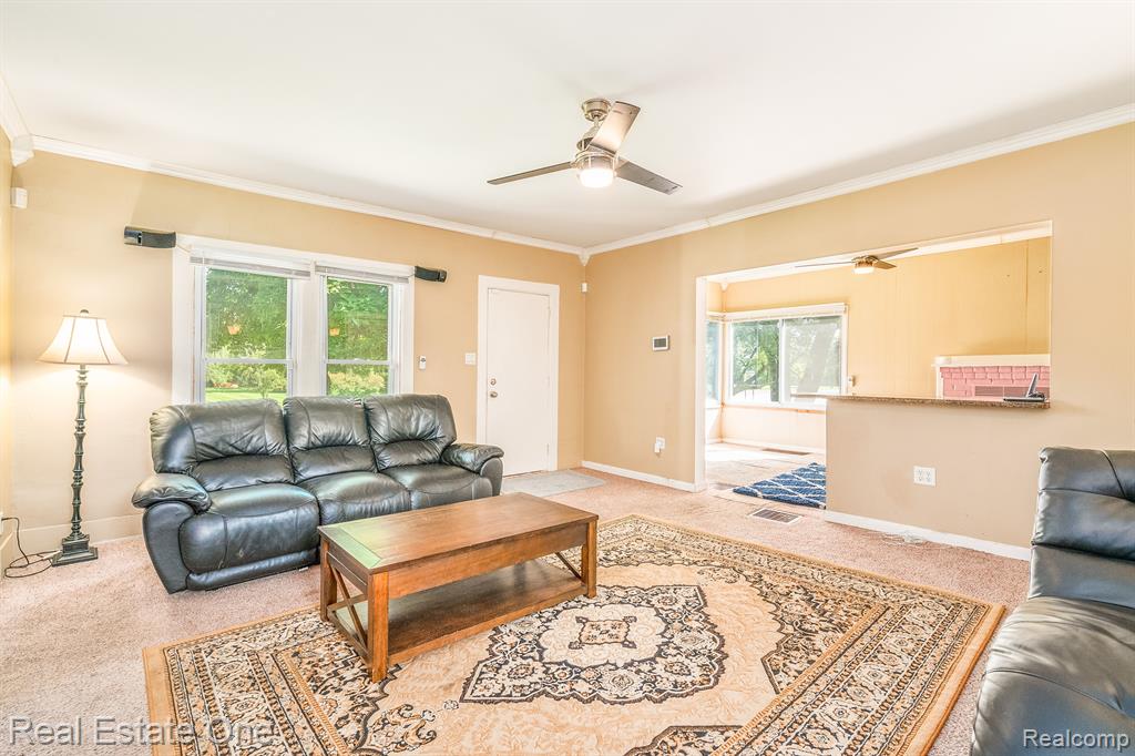 42759 CHERRY HILL Road, Canton, MI 48188 — Photo 41