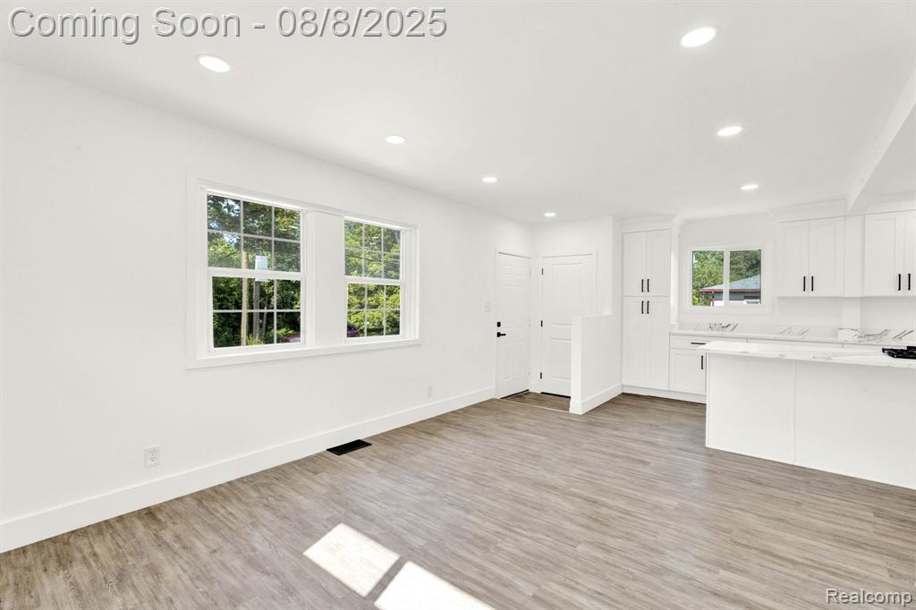 451 Nebraska Avenue, Pontiac, MI 48341 — Photo 11