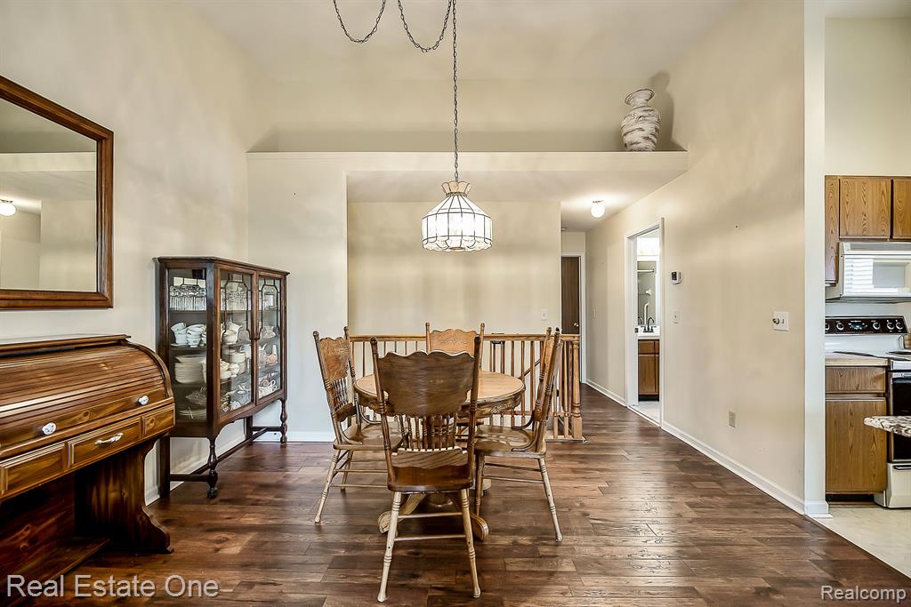 62071 YORKTOWN, 6, South Lyon, MI 48178 — Photo 9