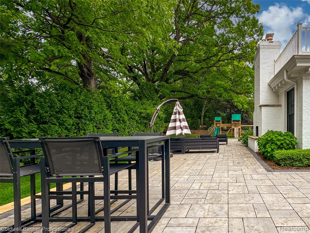 477 Dunston Road, Bloomfield Hills, MI 48304 — Photo 65