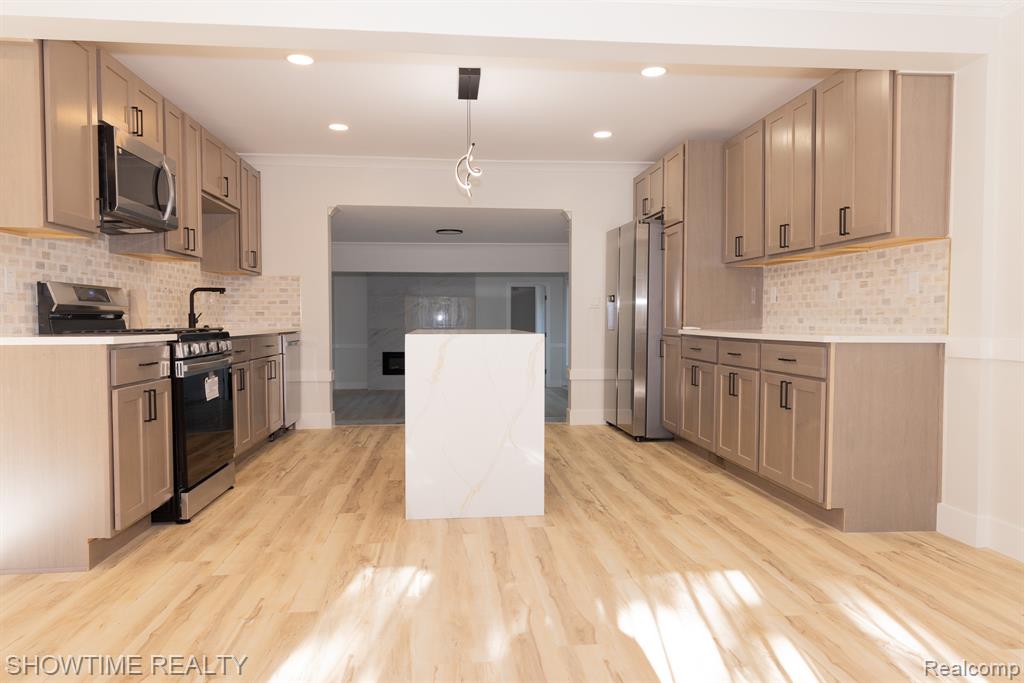 45626 Wakefield Street, Shelby Twp, MI 48317 — Photo 7