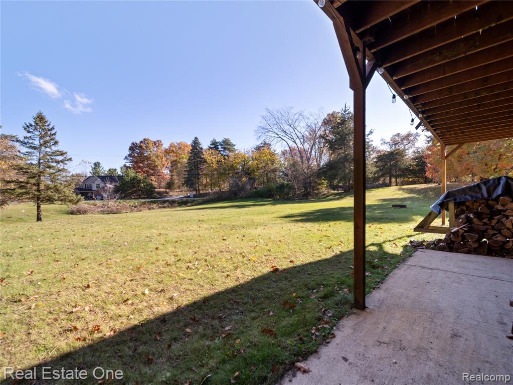9755 Annabelle Court, South Lyon, MI 48178 — Photo 27