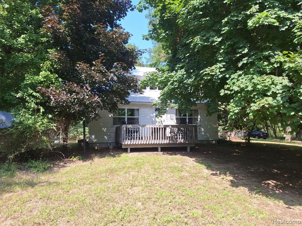 4274 River Road, Manistee, MI 49660