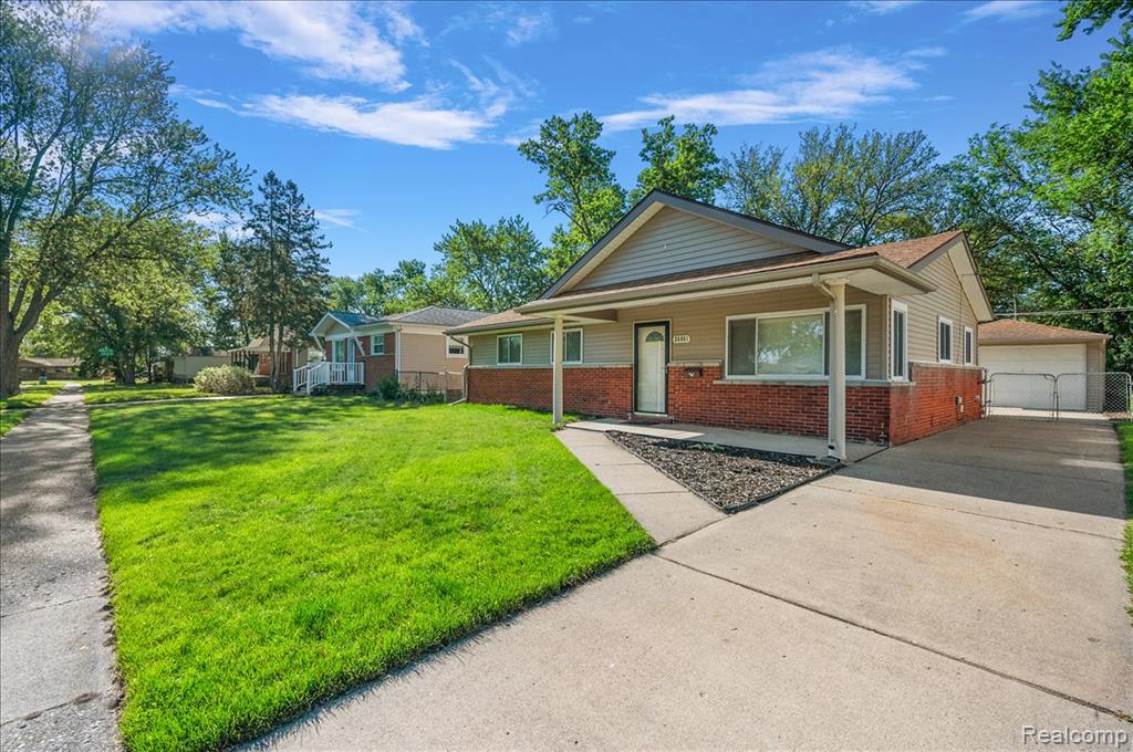 26061 Cameo Court, Madison Heights, MI 48071 — Photo 10