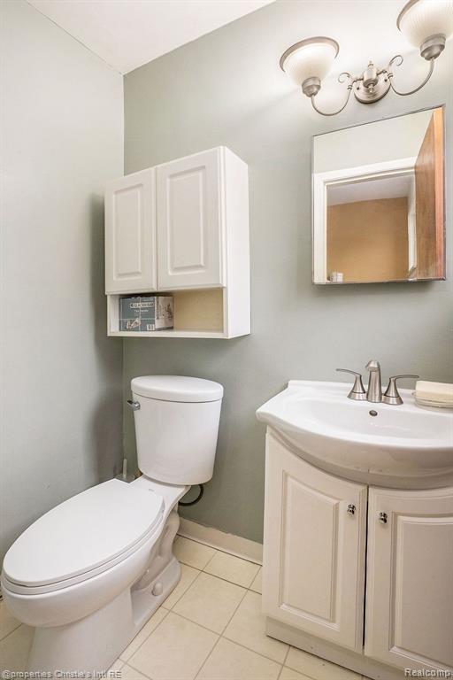 8458 FRANCINE Street, Warren, MI 48093 — Photo 13