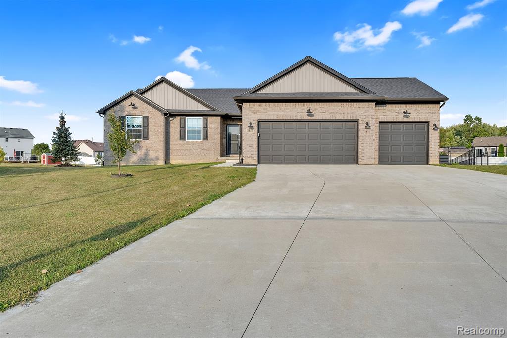 8185 Hidden Cove Court, Grand Blanc, MI 48439 — Photo 2