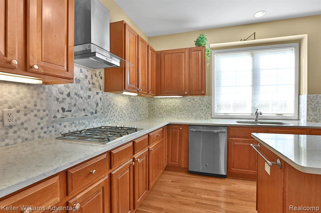17549 WHITE PINE Ct., Northville, MI 48168 — Photo 13