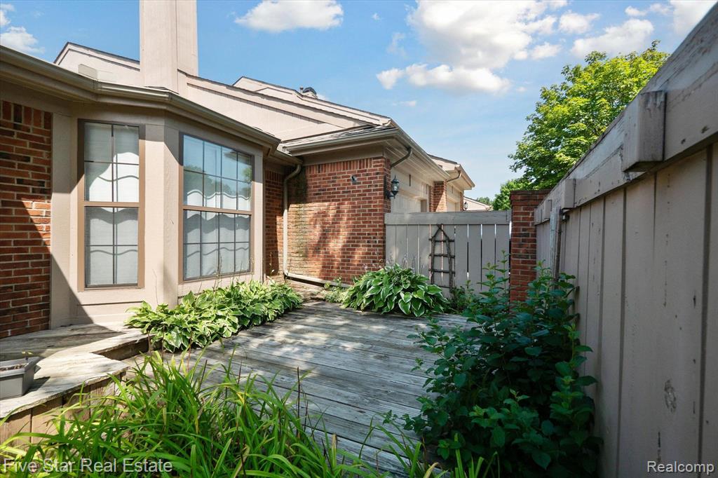 7295 SOMERBY, West Bloomfield, MI — Photo 5