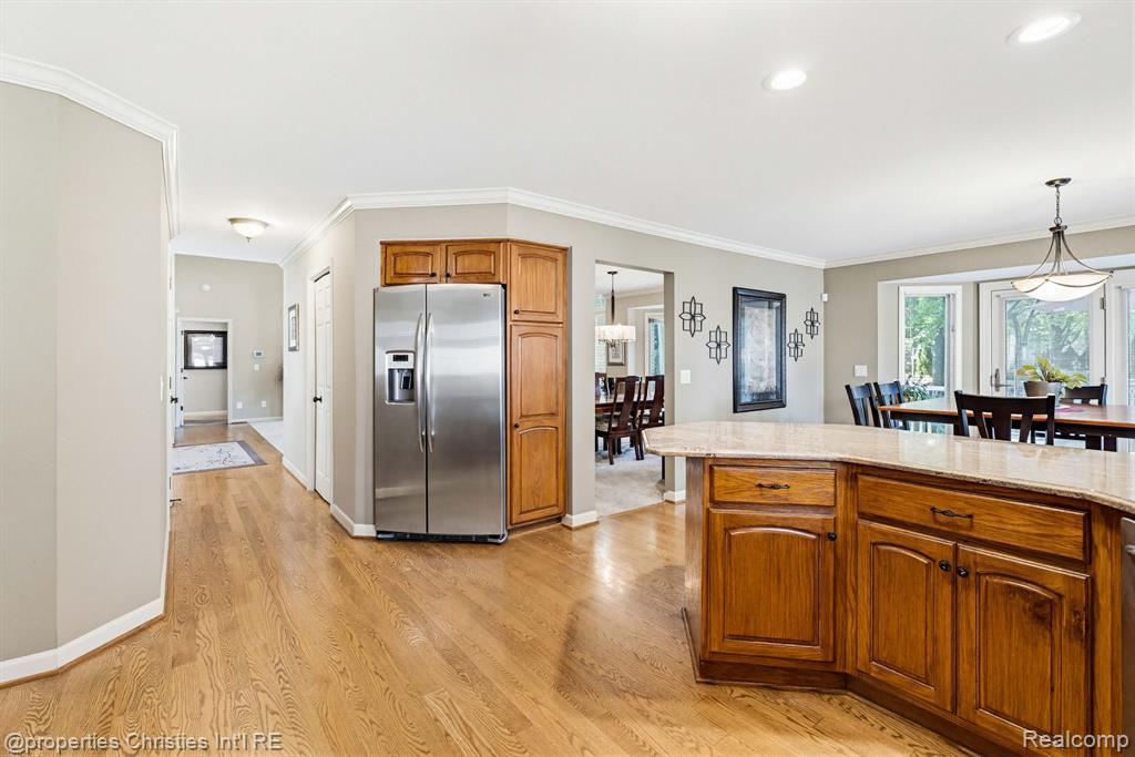 14281 Bournemuth Drive, Utica, MI 48315 — Photo 34