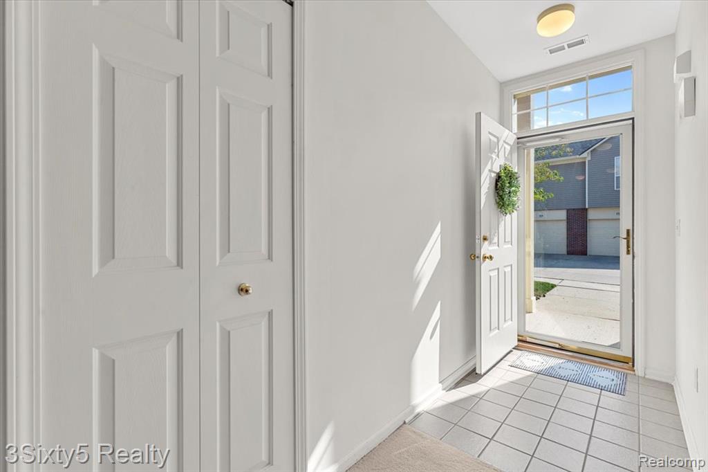 519 Mulberry Street, 33, Wyandotte, MI 48192 — Photo 4