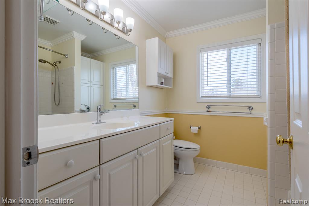 906 McLean Avenue, Royal Oak, MI 48067 — Photo 17