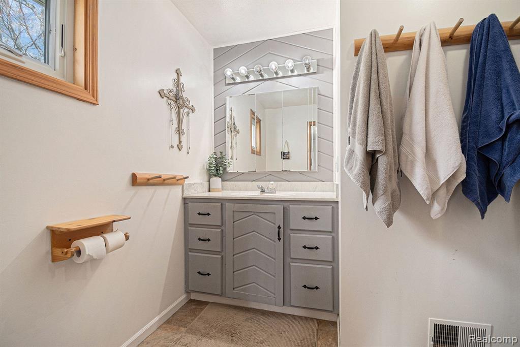 2172 N US 23, Harrisville, MI 48740 — Photo 15