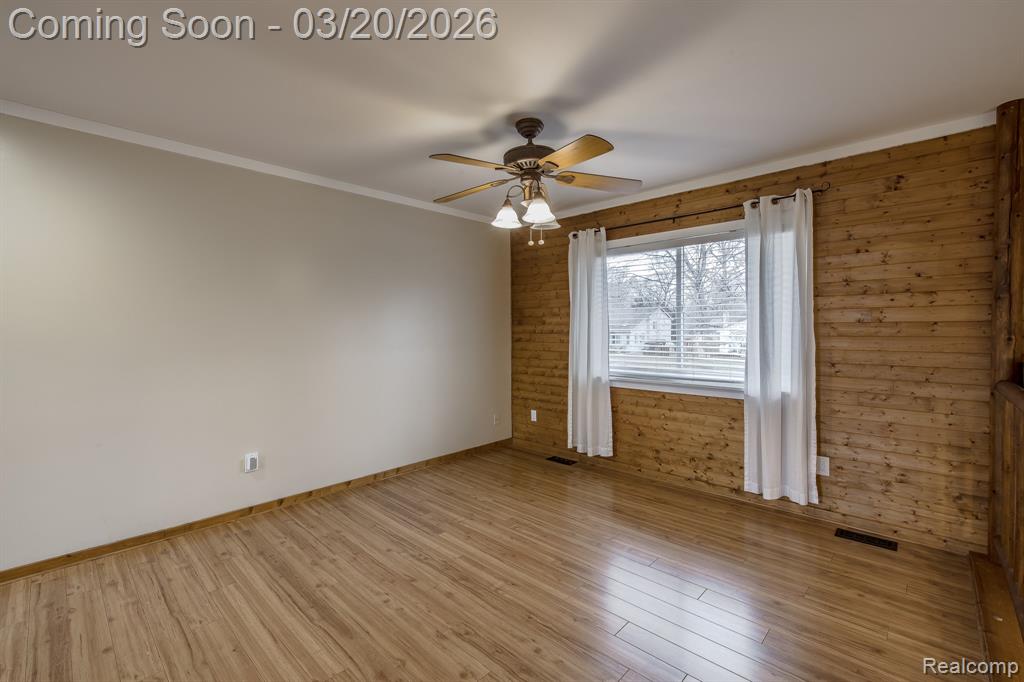 7691 Bridge Road, Waterford, MI 48329 — Photo 10